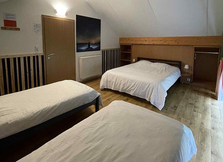 Gezellig terras met hot tub bij vakantiehuis ARD162 in Stavelot, Ardennen, Belgie.