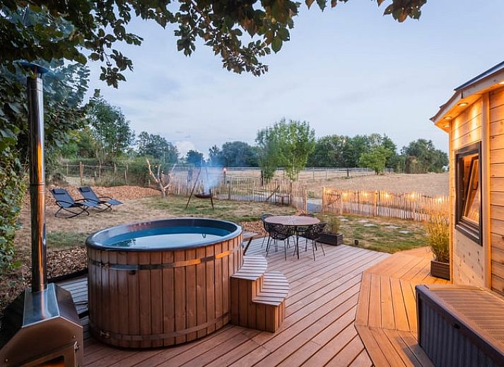 Gemuetliches Schlafzimmer im Ferienhaus in Hannut, ein gemuetliches Ferienhaus in den laendlichen Ardennen, Luettich, Belgien.