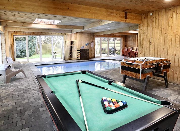 Geniet van het binnenzwembad in vakantiehuis Annexe in Sourbrodt, Ardennen, Belgie. Perfect voor ontspanning in een natuurlijke omgeving.