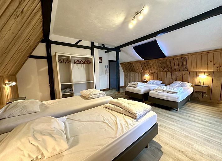 Ontspan in de luxe sauna van vakantiehuis Annexe in Sourbrodt, Ardennen, Belgie voor een rustgevende ervaring in de natuur.