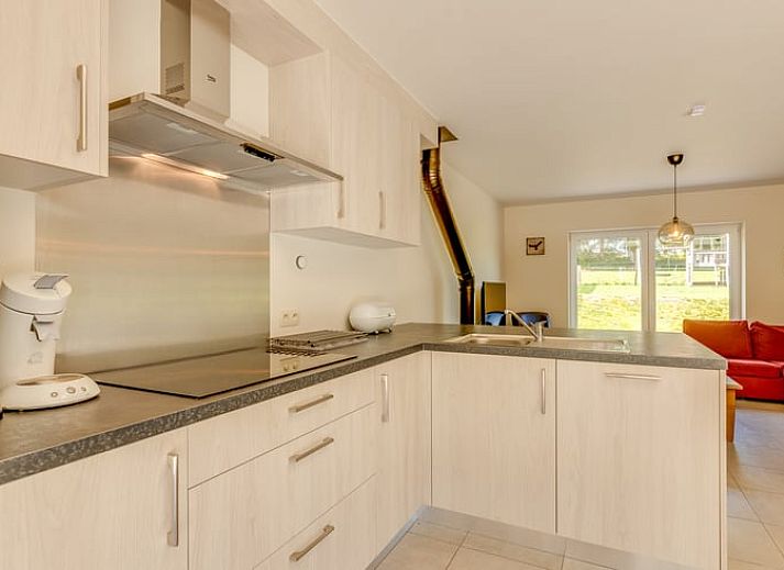 Vakantiehuisje in Sourbrodt, Ardennen: geniet van de groene omgeving en het zonnige terras in deze charmante vakantiewoning in Belgie.