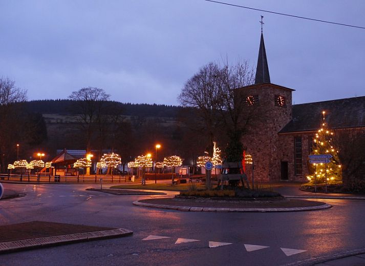 Tuin en terras van Ferienhaus Huwels - Kessler, vakantiehuis in Schonberg, Ardennen, Belgie.