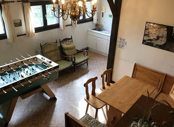 Geniet van een barbecue op het terras van Vakantiehuis in Waimes/Weismes, gelegen in de prachtige Ardennen, Luik, Belgie.