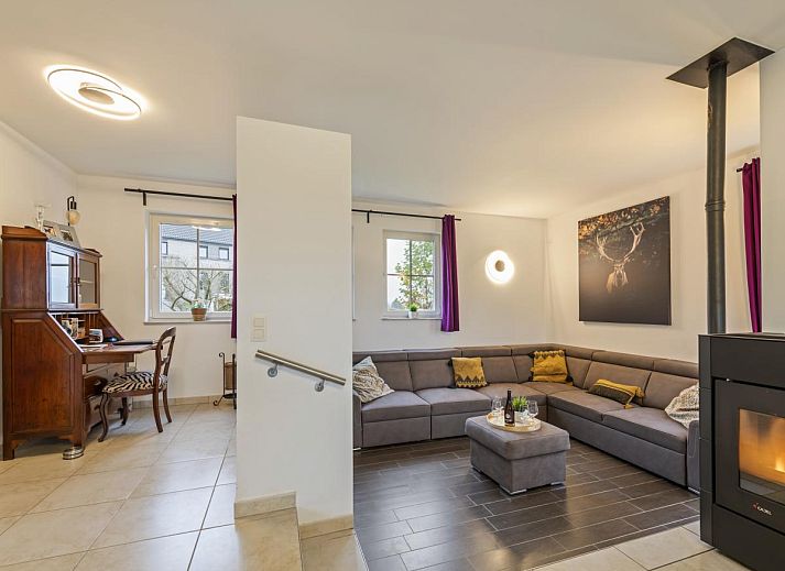 Residence Supreme vakantiehuis in Marchin, Ardennen, met ruime tuin en terras voor ontspanning.