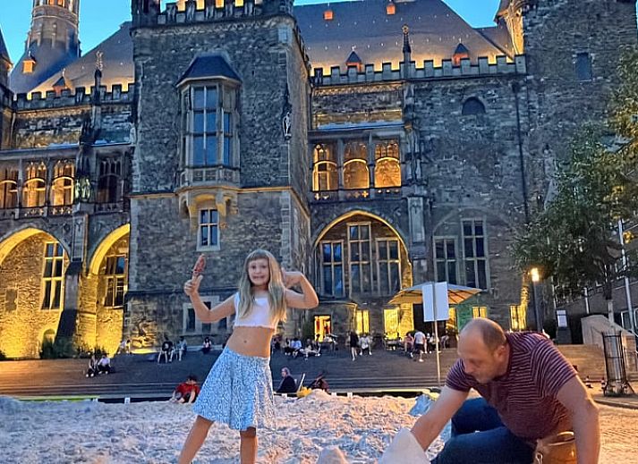 Festive decorations in Cottage in Kelmis, cottage in Kelmis, Ardennes, Belgium, with a nostalgic atmosphere.