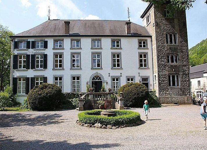 Verblijf 065450 • Vakantiewoning Ardennen (Luik) • Authentiek 6 persoons kasteelappartement gelegen op een 