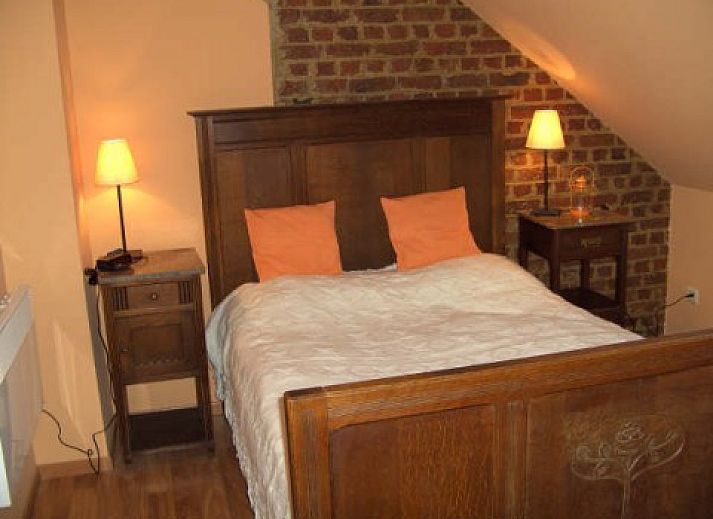 Vooraanzicht van La Boerderij vakantiehuis in Bois de Lompret, Henegouwen met landelijke charme.