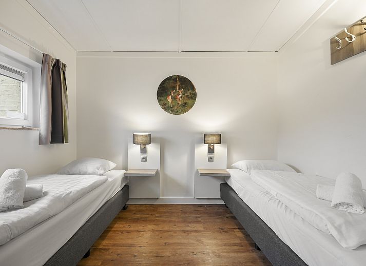 Guest house 070606 - Bungalow Hainaut - Village l'Eau d'Heure | 12-persoons bungalow | 12C