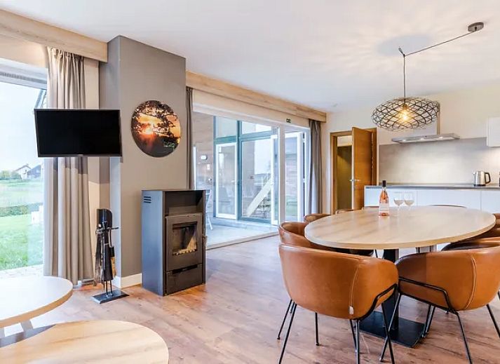 Guest house 070616 - Bungalow Hainaut - Village l'Eau d'Heure | 10-persoons bungalow | 10L1