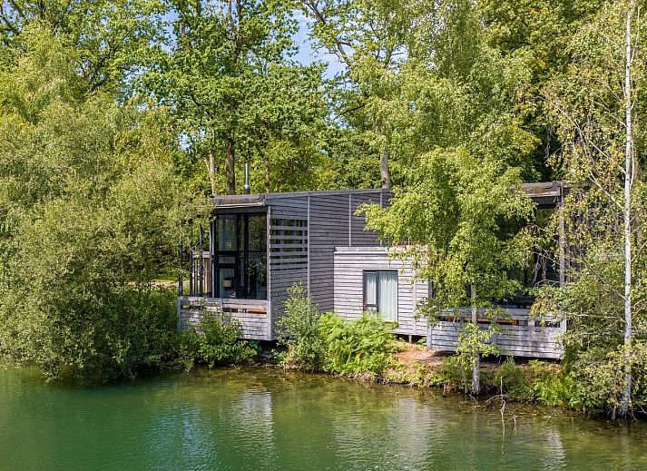 Unterkunft 0735601 • Bungalow Hennegau • 4-persoons The Lake House | 4B3 