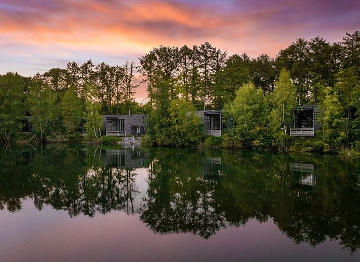 Unterkunft 0735622 - Ferienhaus Hennegau - The Large Lake House by YourNature