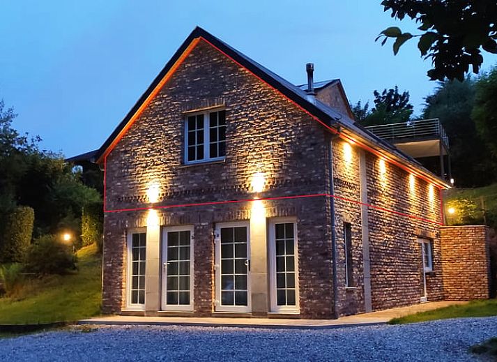 Vacation home in Fosses-la-Ville, charming illuminated stone residence in the Ardennes, Namur, Belgium.