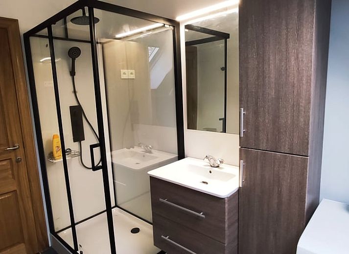 Cozy cottage in Fosses-la-Ville, surrounded by nature, ideal for a relaxing stay in the Ardennes, Belgium.