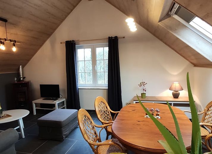 Cozy cottage in Fosses-la-Ville, surrounded by nature, ideal for a relaxing stay in the Ardennes, Belgium.