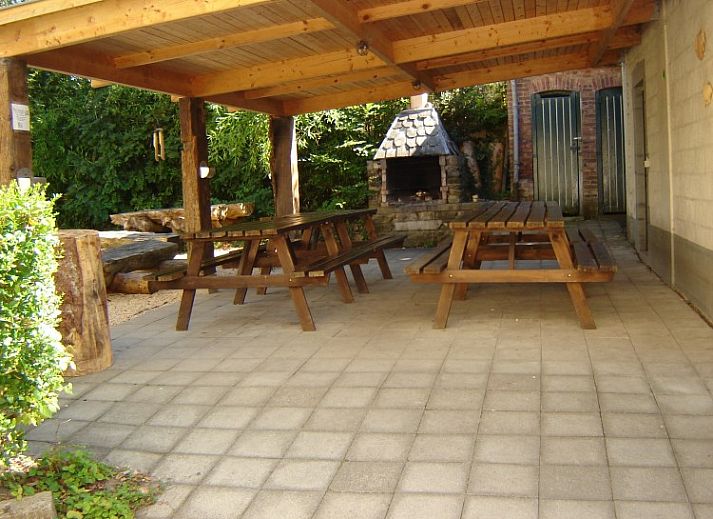 Buitenkant van Maison Del Campo, charmant vakantiehuis in Alle-sur-Semois, Ardennen.