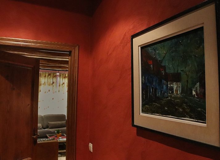 Tuin van La Haute Voie Appart. in Oizy, Bievre, met uitzicht op de groene omgeving van de Ardennen, Namen, Belgie.