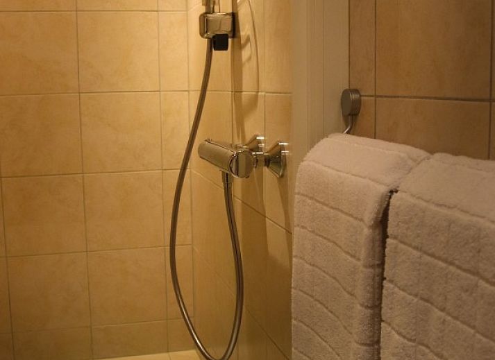 Buitenaanzicht van La Haute Voie Appart. in Oizy, Bievre, omgeven door weelderige natuur in de Ardennen, Namen, Belgie.