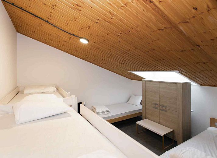 Kinderbett im Ferienhaus ARD126, Waulsort, Ardennen, ideal fuer einen Familienurlaub.