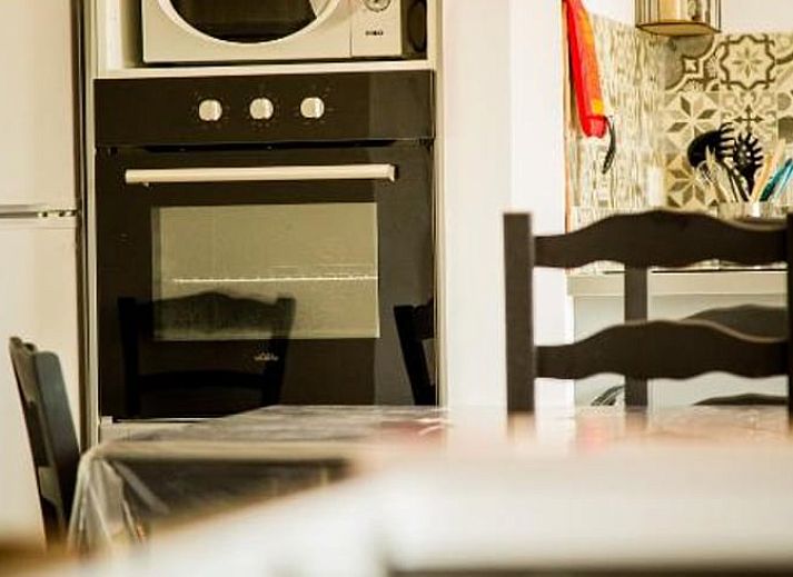 Ferienhaus in Couvin, in den Ardennen, Belgien, mit einer schoenen Steinfassade und einem grossen Garten.