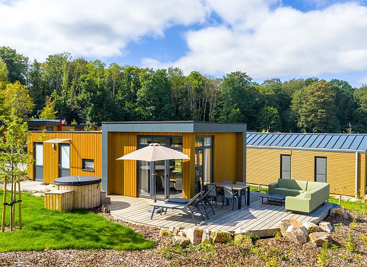 Vrijstaande woning in Gesves, vakantiehuis in de Ardennen, Belgi, omgeven door groene natuur en rustgevende omgeving.