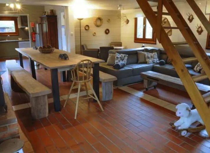 Guest house 083409 - Holiday property Namur - Vakantiehuis in Houyet