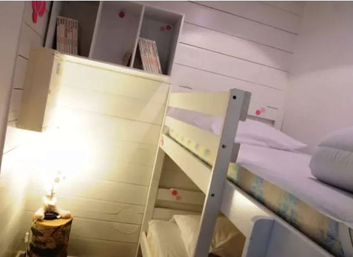 Guest house 083409 - Holiday property Namur - Vakantiehuis in Houyet