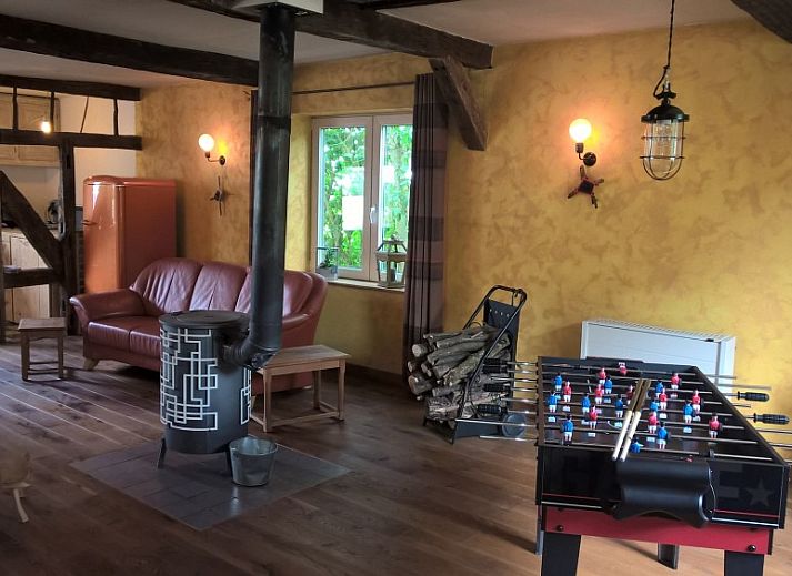 Le Colombage vakantiehuis in Honnay, Ardennen, Belgie met ruim terras en groene tuin voor ontspanning in de natuur.
