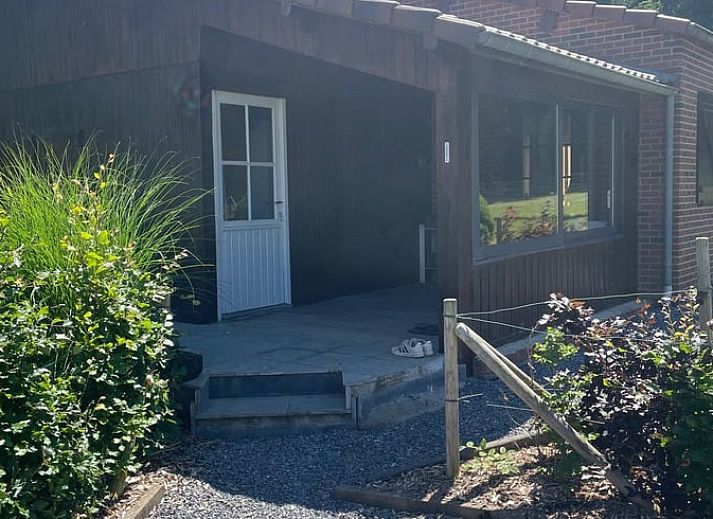Charmant vakantiehuis Huisje in Oignies-en-Thierache, omgeven door natuur in de Ardennen, Namen, Belgie.