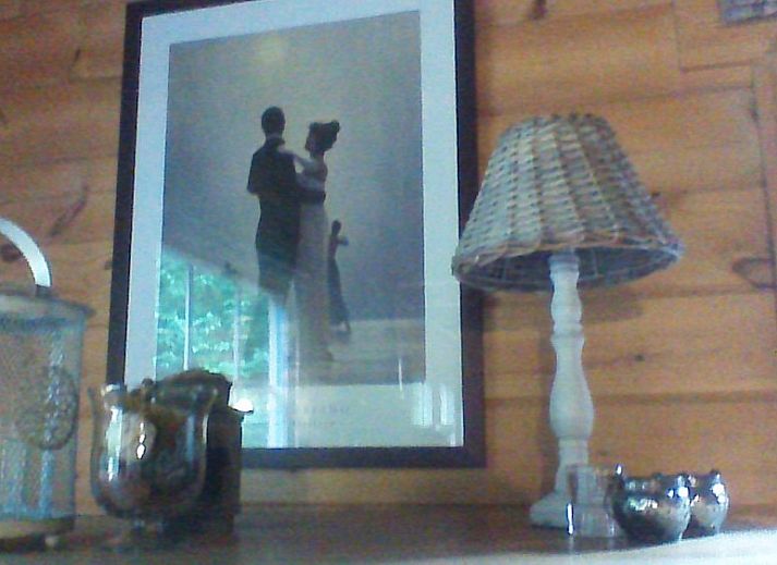 Cozy bedroom with wrought iron bed in chalet Alppimaja, Barvaux-sur-Ourthe, Ardennes, for a peaceful sleep.