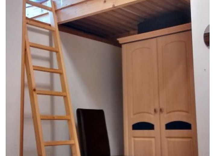 Gezellige woonkamer in TOPLOCATIE Gite Zwaluwnest vakantiehuis in Herresbach, Ardennen, Belgie.