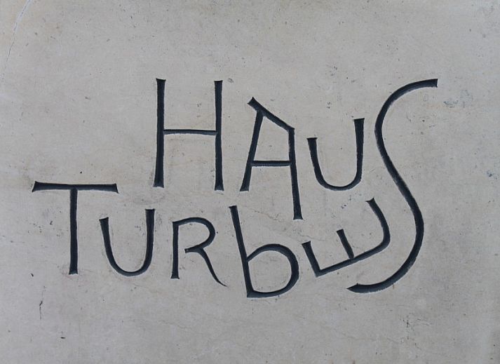 Ruime slaapkamer met stapelbed in TOPLOCATIE Gite Zwaluwnest vakantiehuis in Herresbach, Ardennen, Belgie.