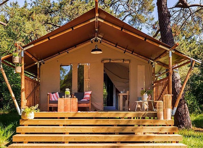 Guest house 091229 • Holiday property Luxembourg • Co+ 27 Lodges