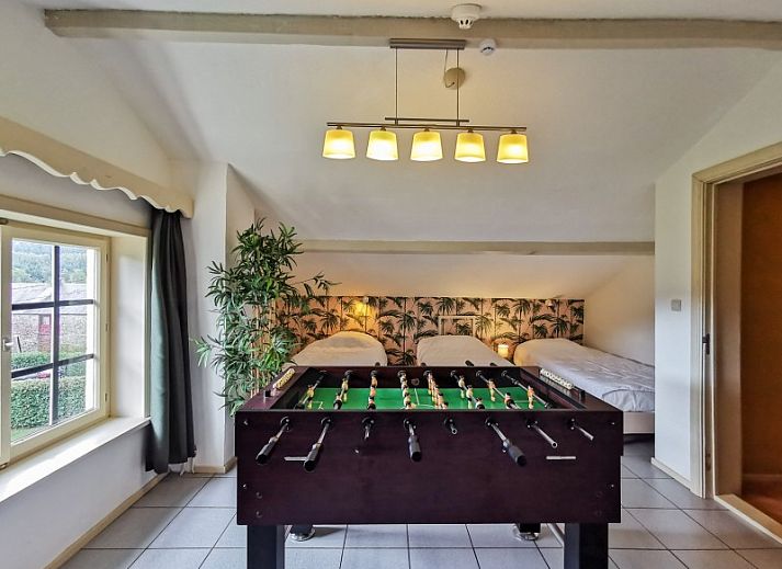 La Villa in Dochamps, Ardennen, vakantiehuis met comfortabele banken en natuurlijk licht, Luxemburg, Belgie.