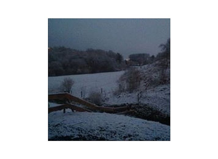 Speeltuin bij Casa Nouche vakantiehuis in Engreux, Ardennen, Belgi voor kinderen.