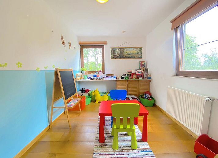 Vacation home Wilogne in Houffalize, Ardennes, surrounded by green nature and rustic charm.