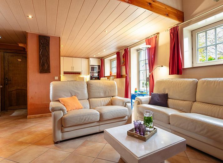 Relax in the jacuzzi of Au Ballon, vacation home in Manhay, Ardennes, Belgium.