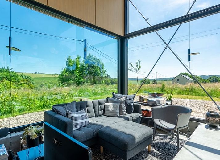 Blick vom Cottage in Warempage, Ferienhaus in den Ardennen, Luxemburg, Belgien mit ruhiger Umgebung und stilvoller Einrichtung.