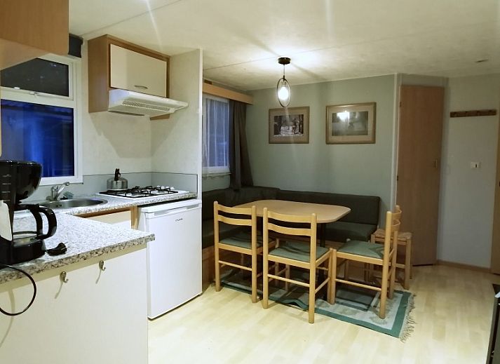 Quiet location of mobile home with 3 bedrooms in Erezee, Ardennes, surrounded by greenery.