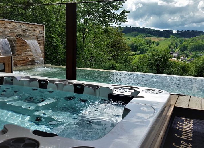 Verblijf 0967201 • Vakantiewoning Ardennen (Luxemburg) • Wellness Chalet Roos