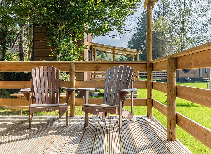 Plattegrond van 2-persoons tiny house 2BY in Poix-Saint-Hubert, Ardennen, met knus interieur en comfortabele slaapkamer.