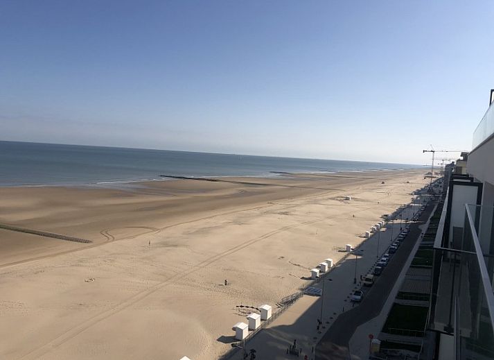 Adembenemend uitzicht op het strand vanuit www.frontaalzeezicht.com, appartement in Middelkerke bad, Belgische kust.