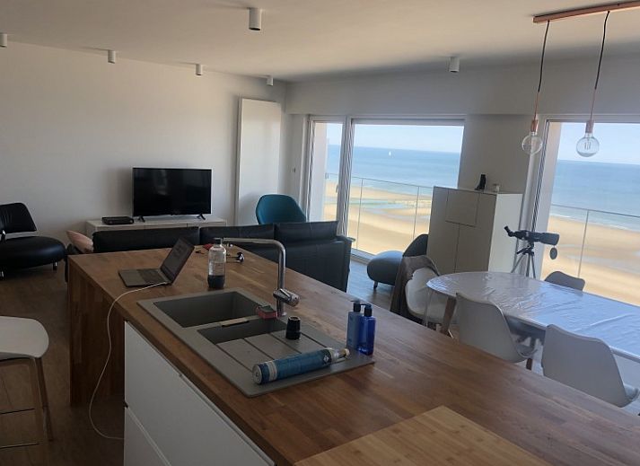 Adembenemend uitzicht op het strand vanuit www.frontaalzeezicht.com, appartement in Middelkerke bad, Belgische kust.