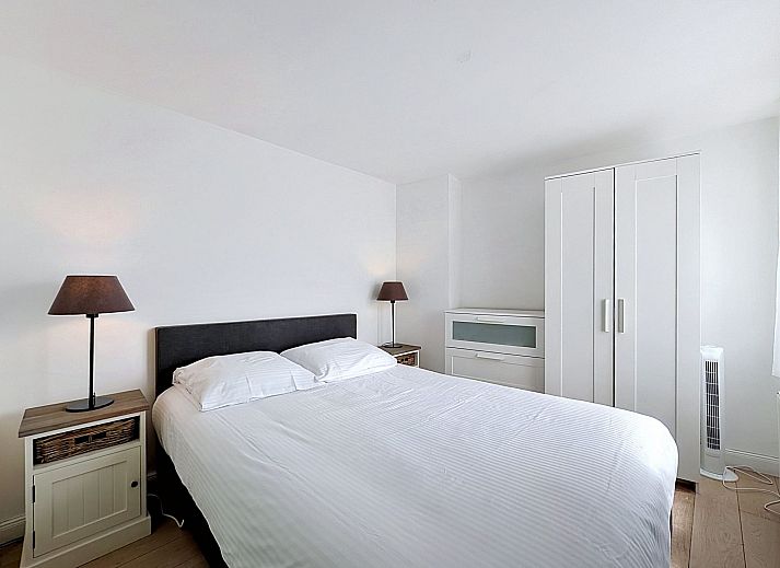 Appartement Centrally located 'Key Point' in Blankenberge, Belgische kust, biedt een charmante historische gevel en centrale ligging.