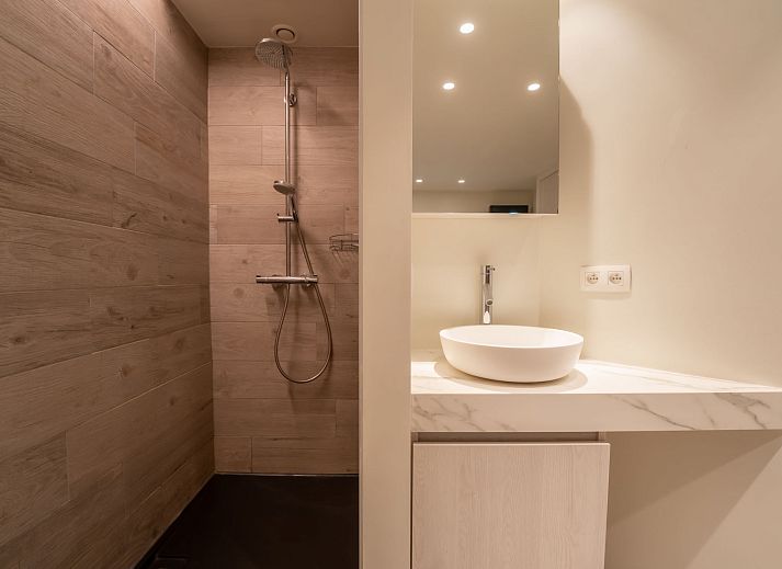 Luxury bedroom in Apartment Bella II, Blankenberge, Belgian coast, with modern interior and comfortable amenities.