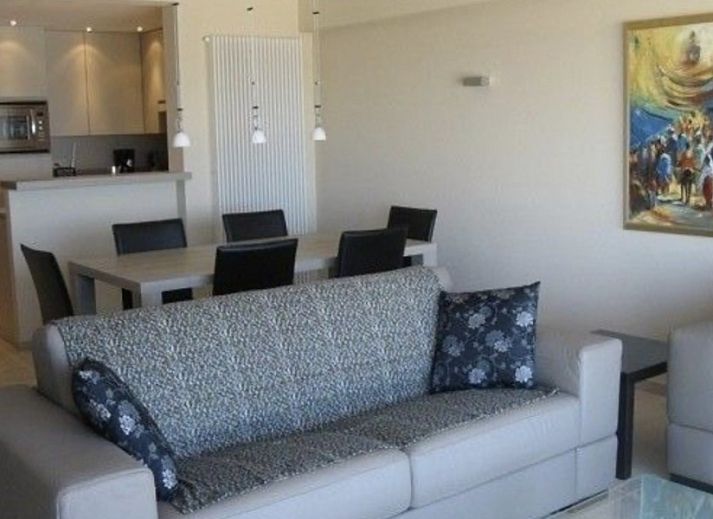 Uitzicht vanaf Residentie Beach appartement op de pier van Blankenberge, Belgische kust, Belgie.