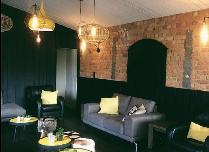 Moderne Kueche im Ferienhaus Domein Rietvelde, Oostduinkerke, belgische Kueste.