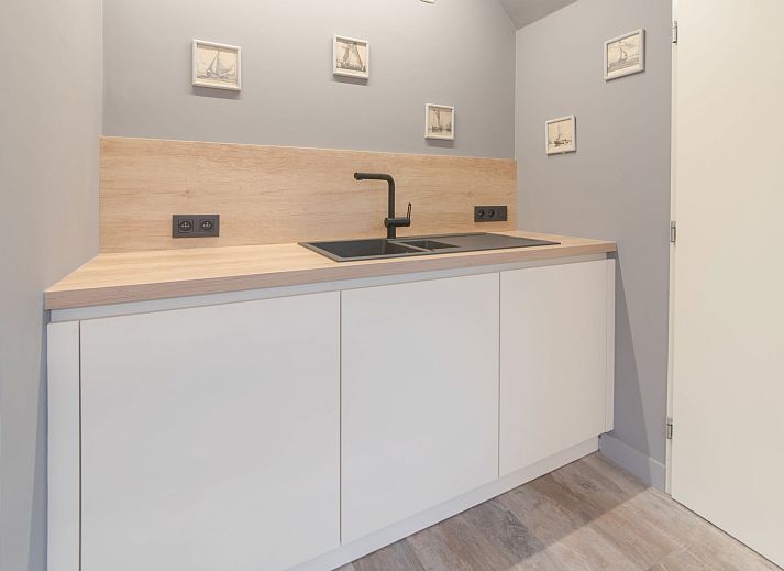 Guest house 110913 - Apartment Belgian Coast - Appartement Tussen water en wind