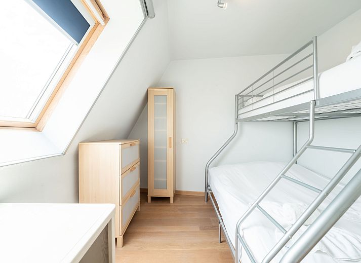 Modern kitchen in Apartment Queen Mary, Bredene, Belgian coast. Enjoy a stylish indoor space with views and luxury amenities.