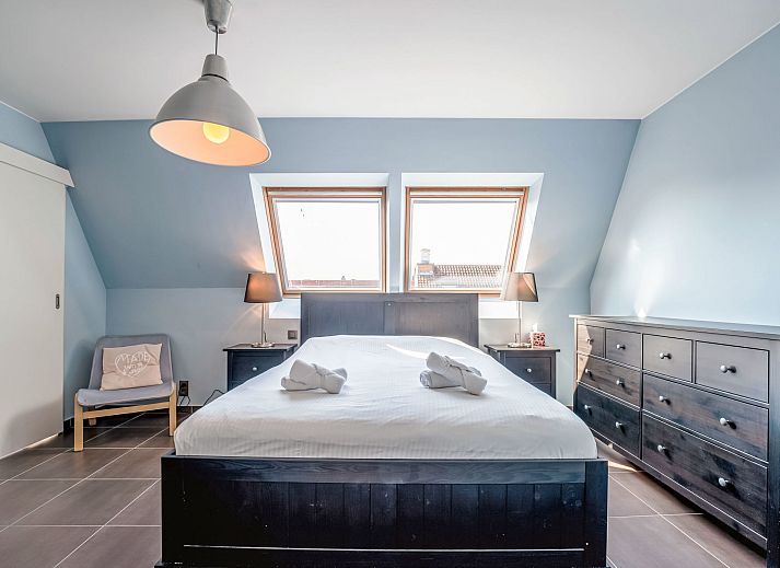 Enjoy the sunny balcony of Apartment Ter Duyne in Bredene on the Belgian coast, ideal for relaxing with views of the surroundings.