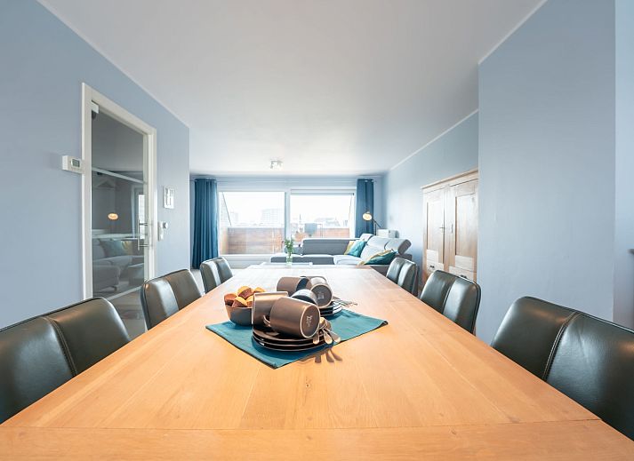 Enjoy the sunny terrace of Apartment Parklane in Bredene on the Belgian coast, perfect for relaxation and views.